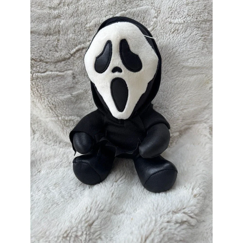 Kid Robot Scream Ghost Face HugMe Shake Action 16